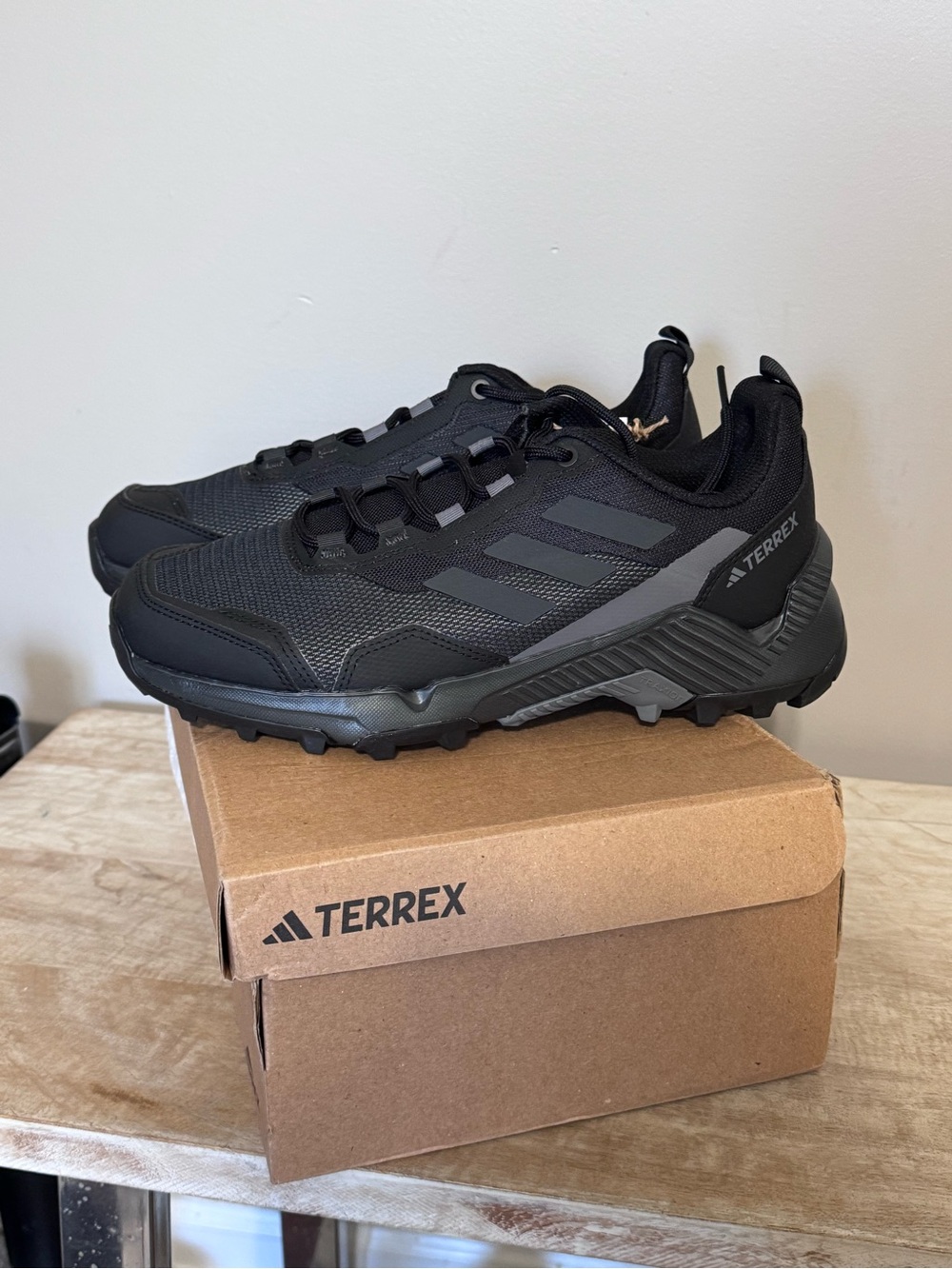 Women’s Black Trail Shoes